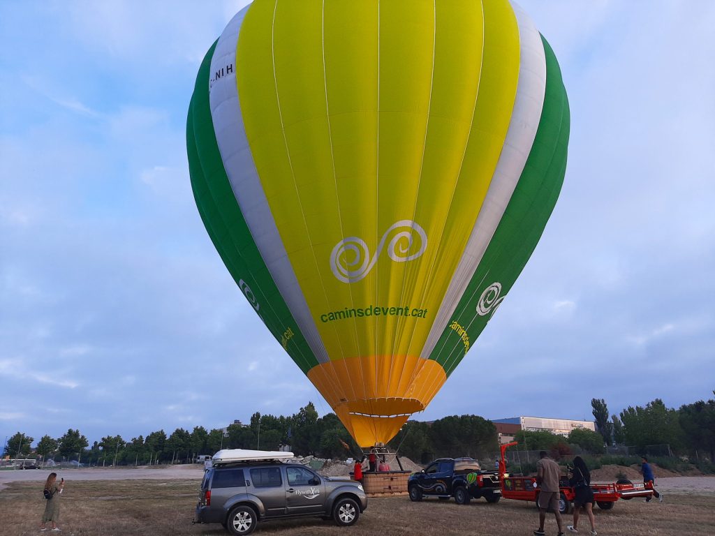 hot air balloon