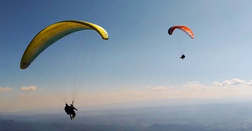 Paragliding tandem flight around Barcelona in February