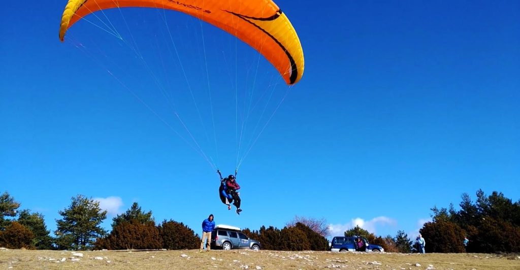 Paragliding tandem flight around Barcelona in February