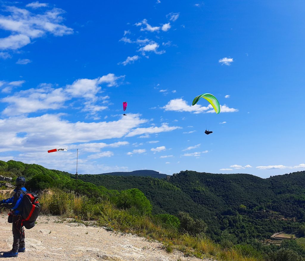 Barcelona paragliding flying sites