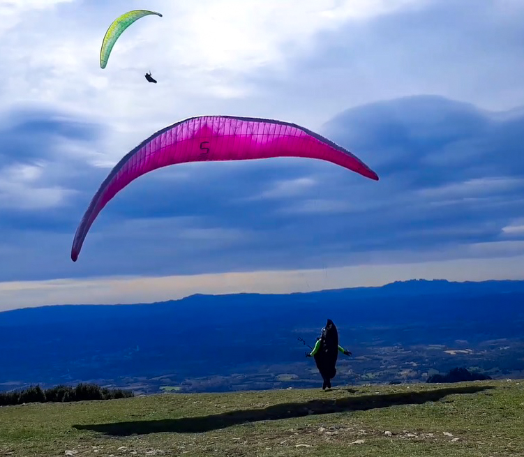 Barcelona paragliding flying sites