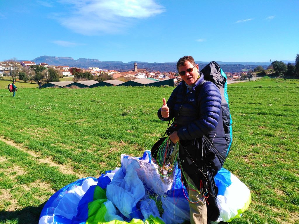 fly-with-xirli-guiding-paragliding-pilots