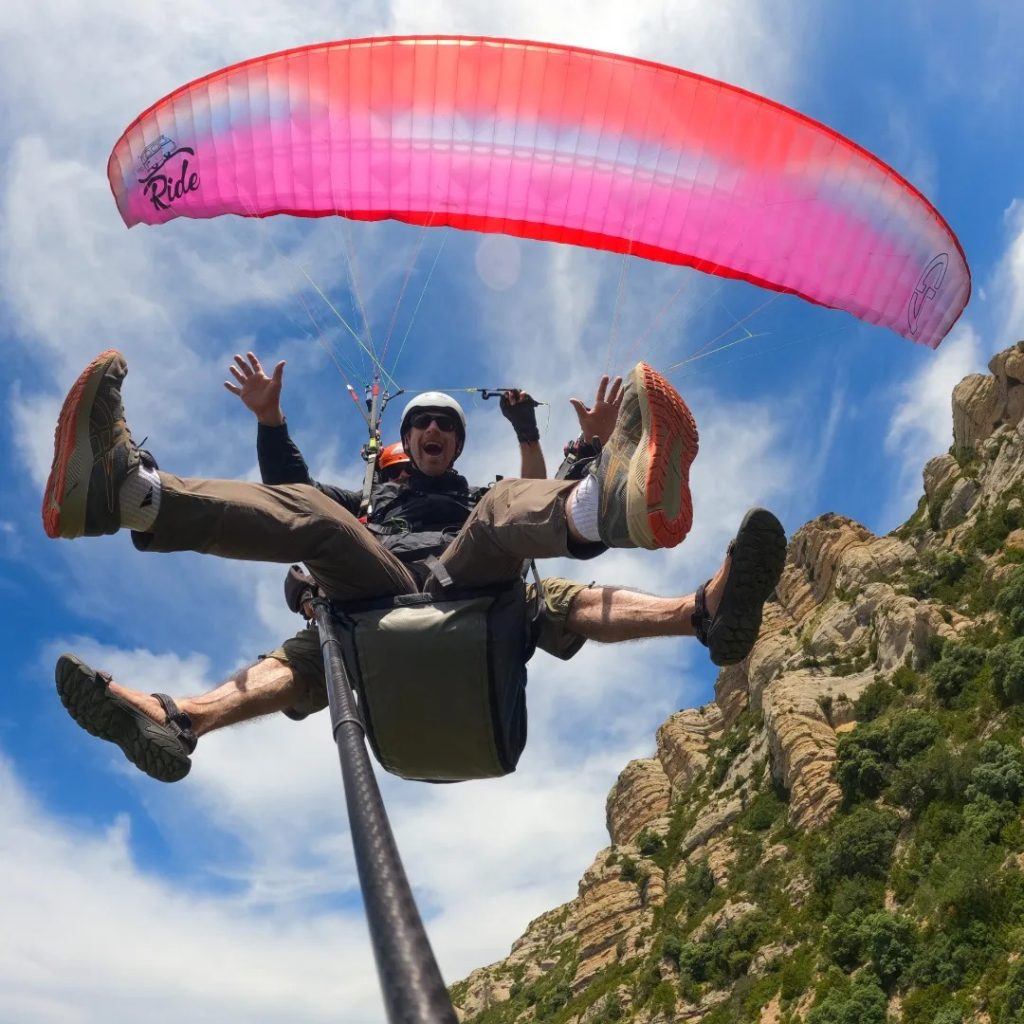 Things to do in Barcelona paragliding flywithxirli 1