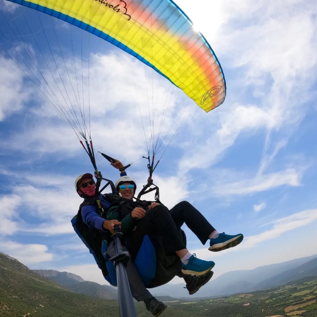 Things to do in Barcelona paragliding flywithxirli 3