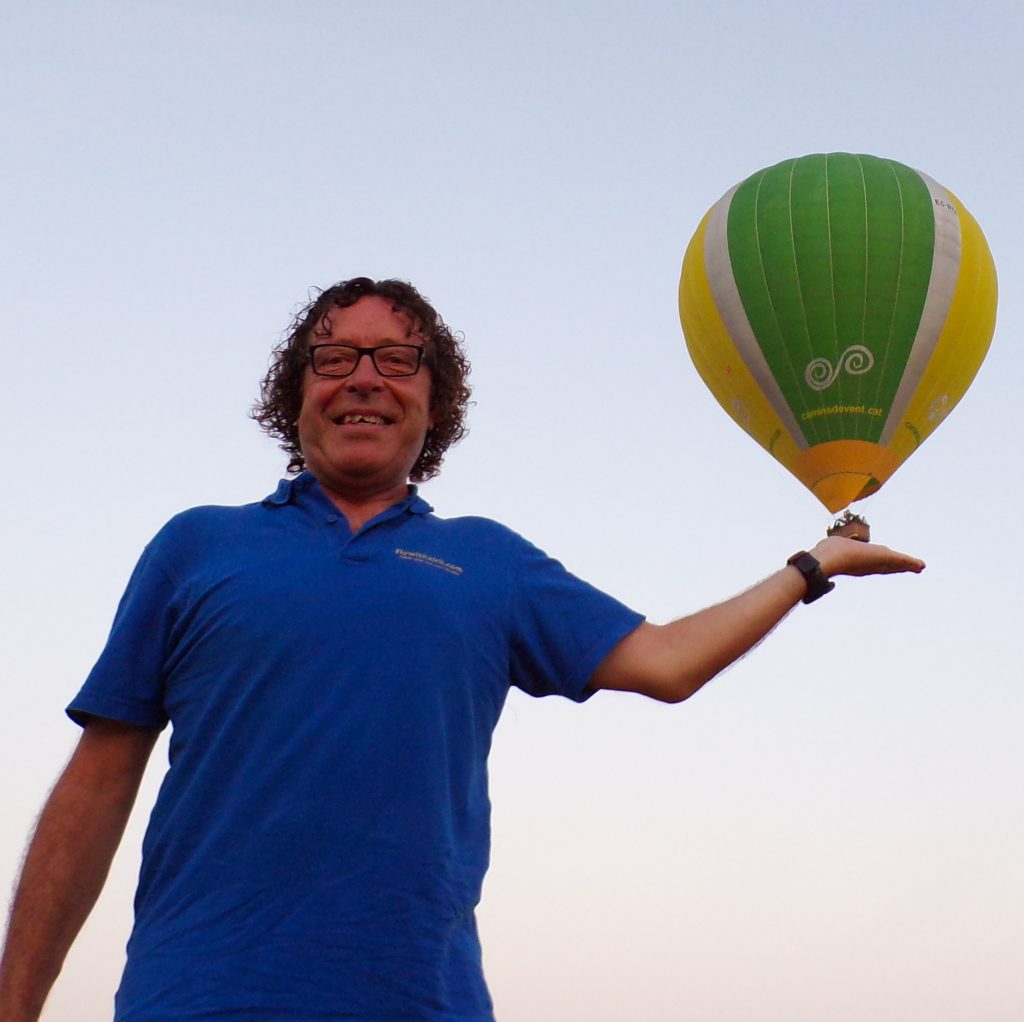 flywithxirli services ballooning