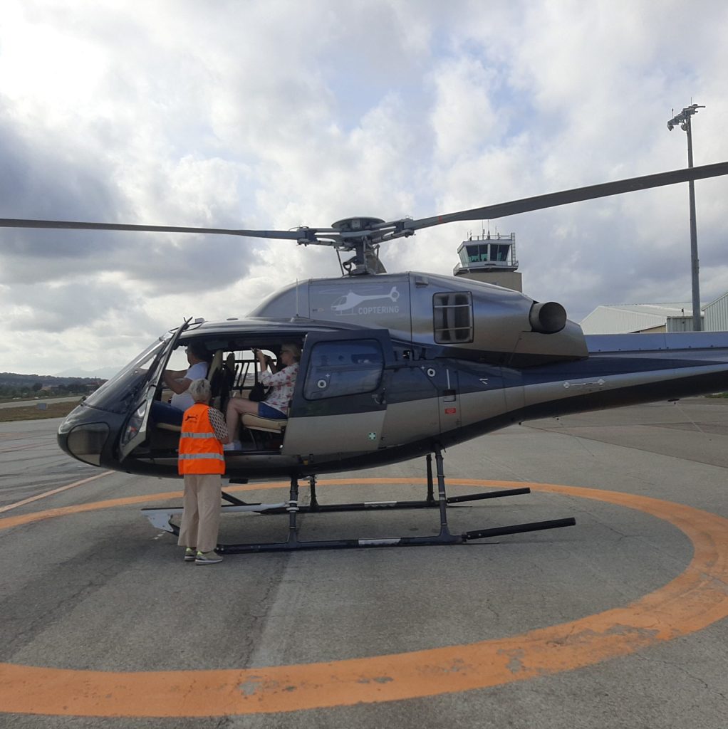 Helicopter charter flight from Barcelona Flywithxirli 2