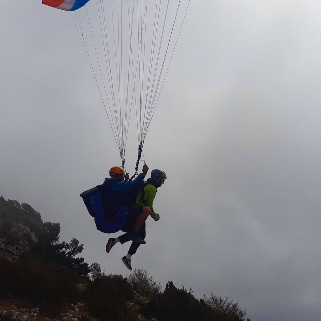 Fly Paragliding Tandem near Barcelona FLY WITH XIRLI 4