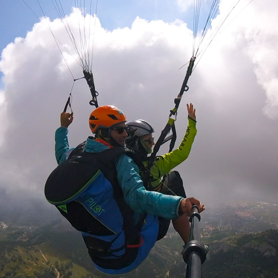 Fly Paragliding Tandem near Barcelona FLY WITH XIRLI 6