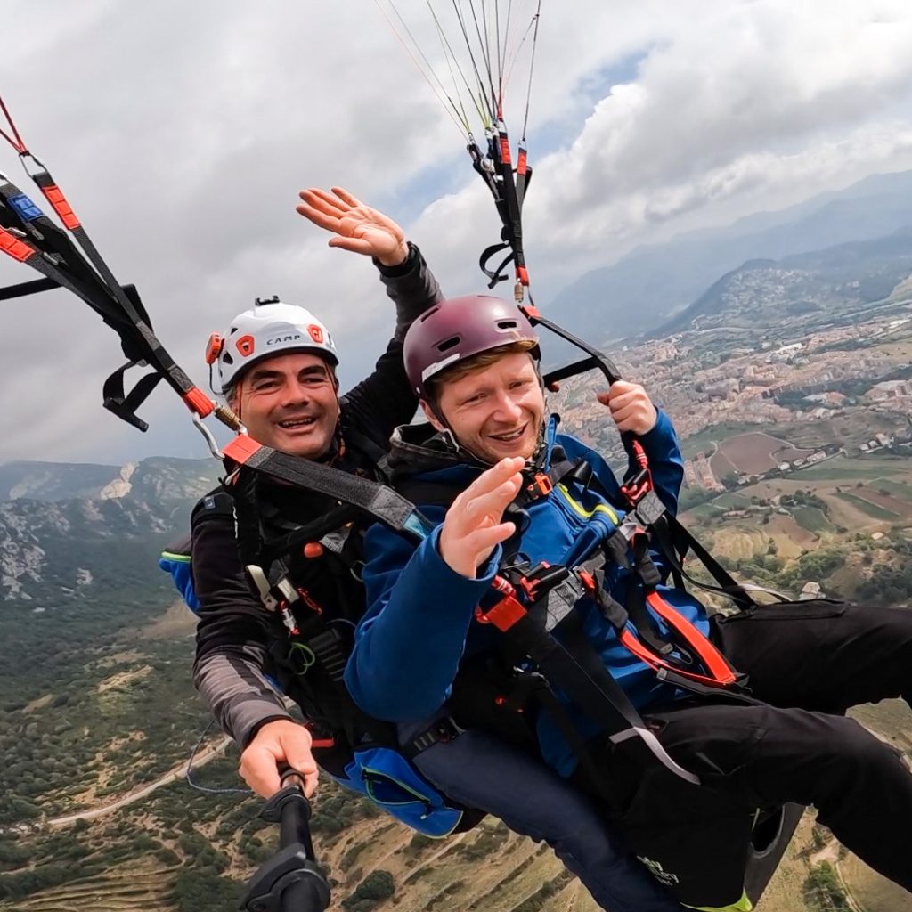 Fly Paragliding Tandem near Barcelona FLY WITH XIRLI 7