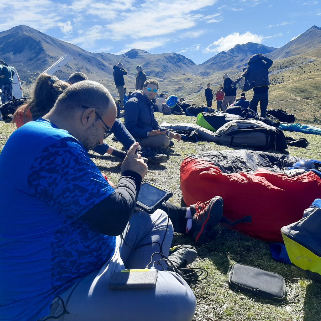 Member of the organization of the Liga Nacional Alta Ribagorza 21 Sep - 24 Sep 2023 in Vilaller 2 PARAGLIDING EQUIPMENT PREPARATION 7