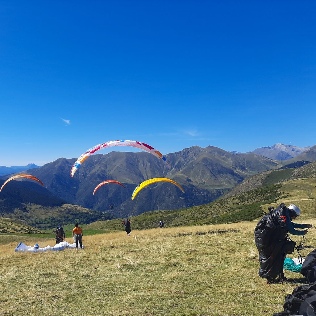 Member of the organization of the Liga Nacional Alta Ribagorza 21 Sep - 24 Sep 2023 in Vilaller PARAGLIDING TASKS 4