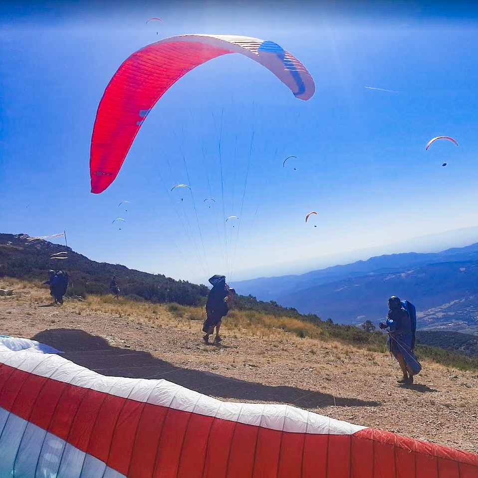 TASK IS OPEN 10 Fly with Xirli is a member of the organization of the 34th British and Dutch Paragliding Championships