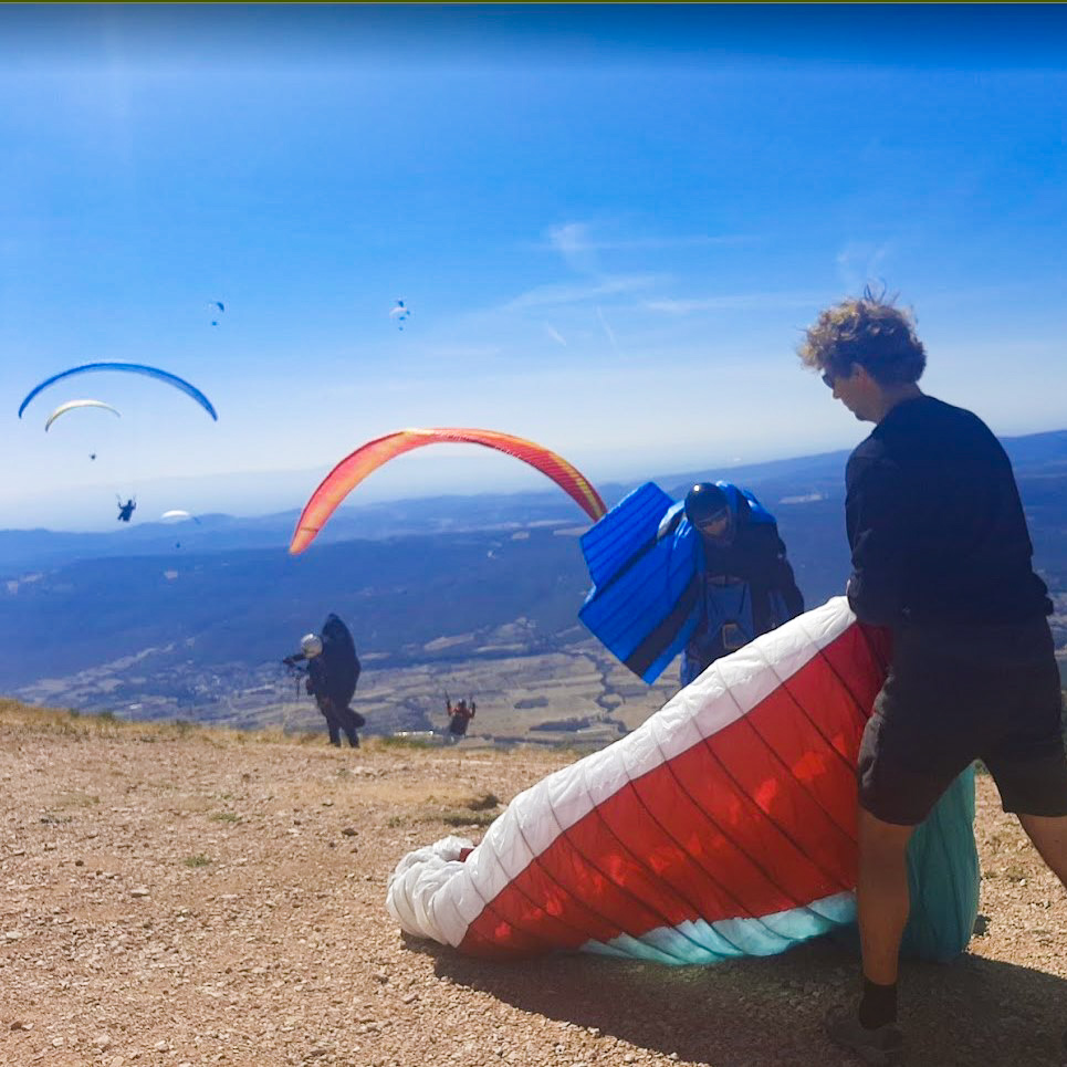 TASK IS OPEN 15 Fly with Xirli is a member of the organization of the 34th British and Dutch Paragliding Championships