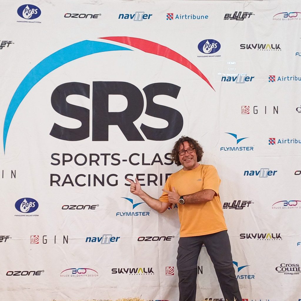 SRS paragliding competition