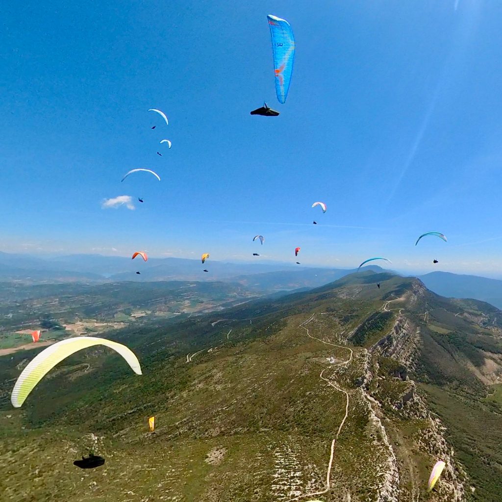 PARAGLIDING TASK IS OPEN l