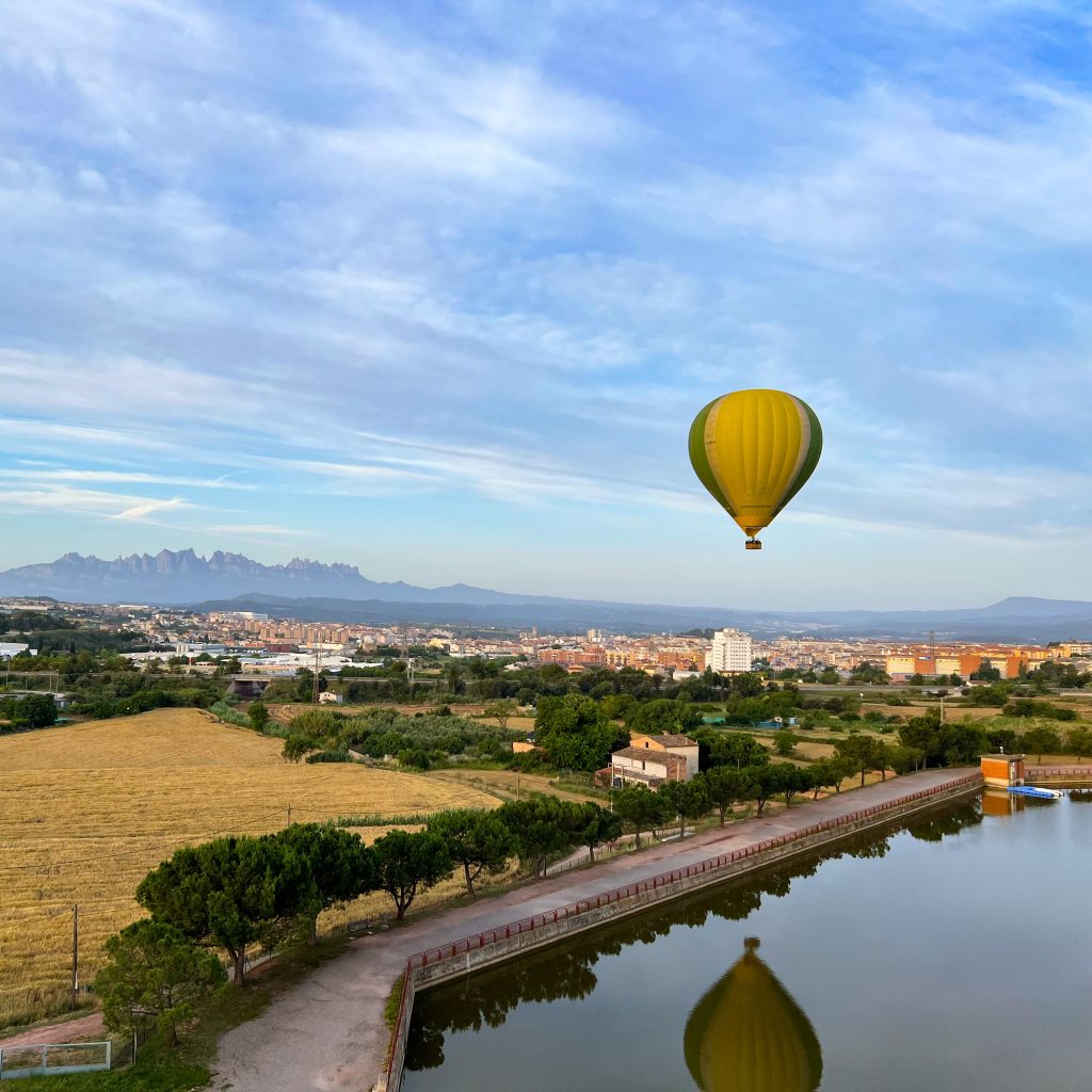 Planning the Perfect Hot Air Balloon Adventure in Barcelona 11