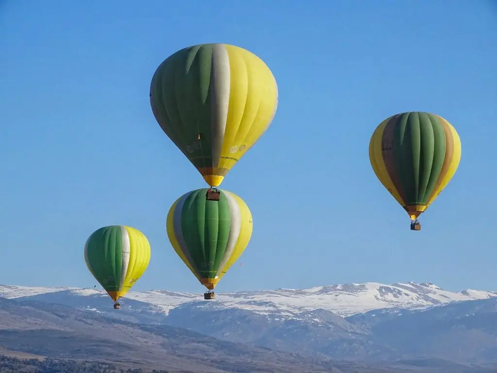 HOT AIR BALLOON LA CERDANYA GROUP