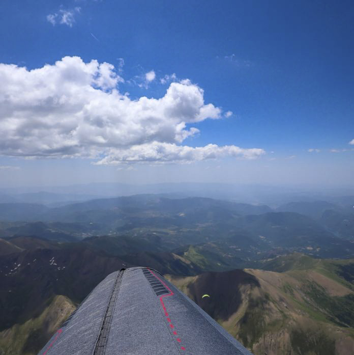 Five days of paragliding competition in the Boí Valley